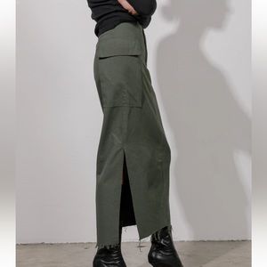 Local European Cargo Skirt NWT